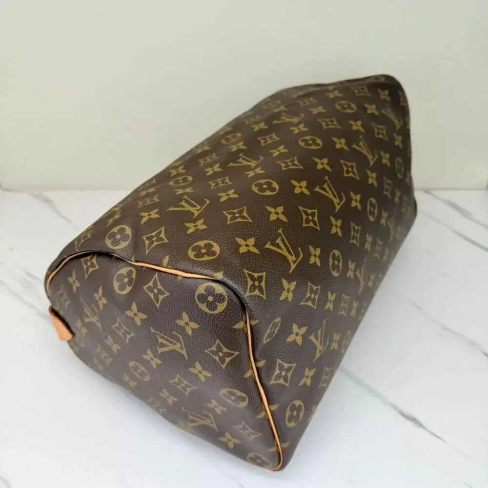 Louis Vuitton Women Pre-Loved Bag Very Good Condition